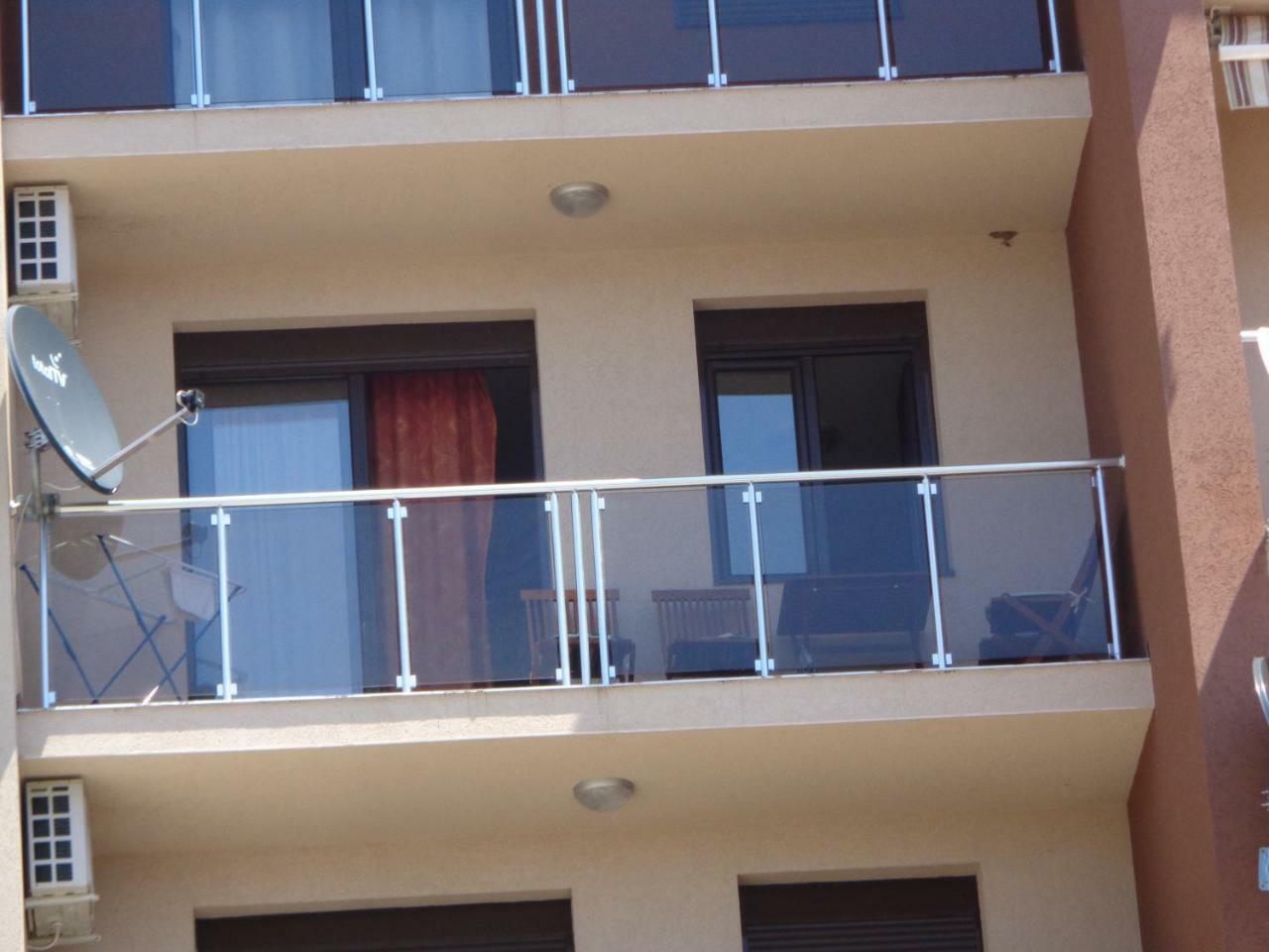布德瓦Faith Apartman公寓 外观 照片